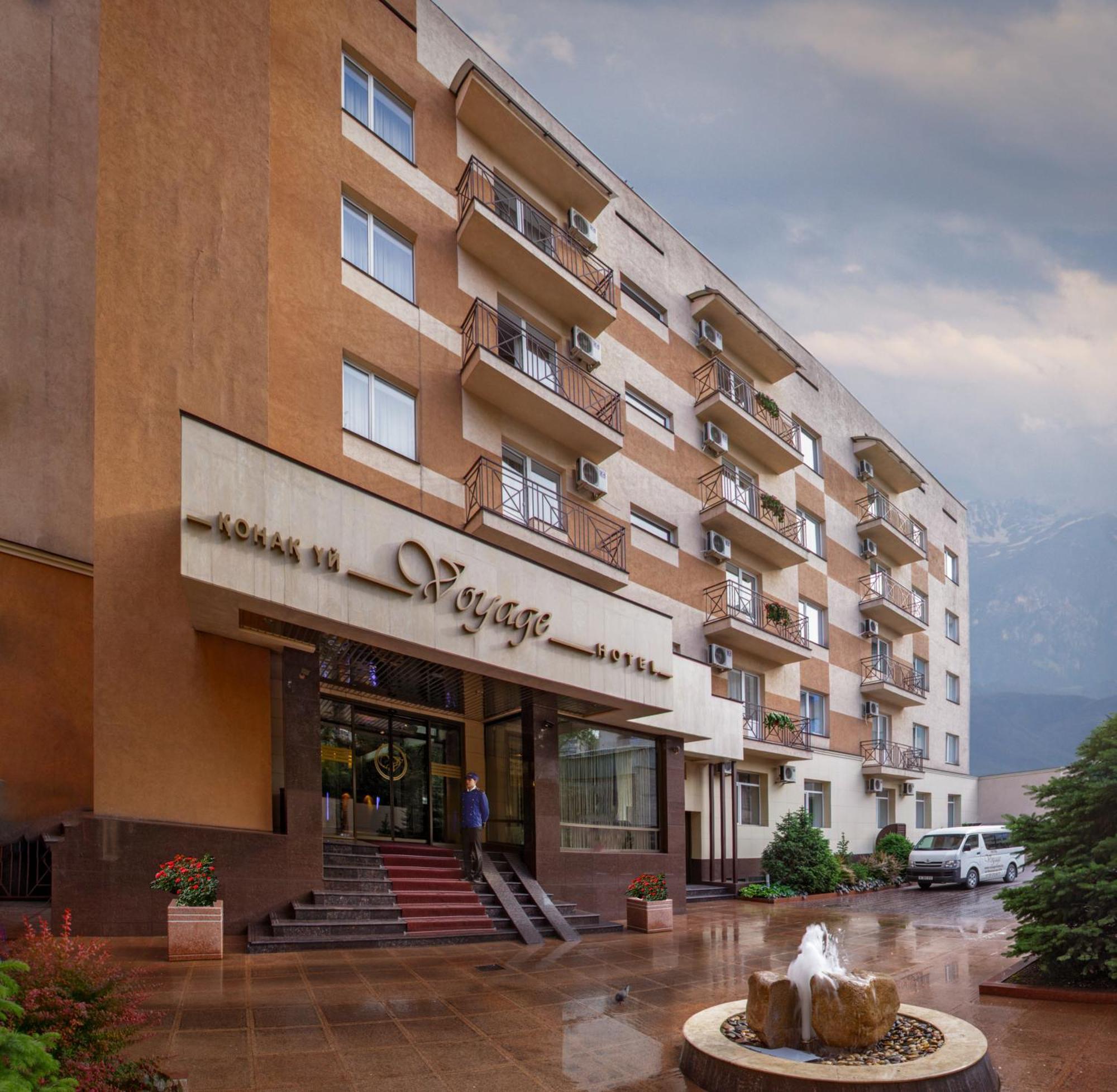 Voyage Hotel Almatý Exterior foto