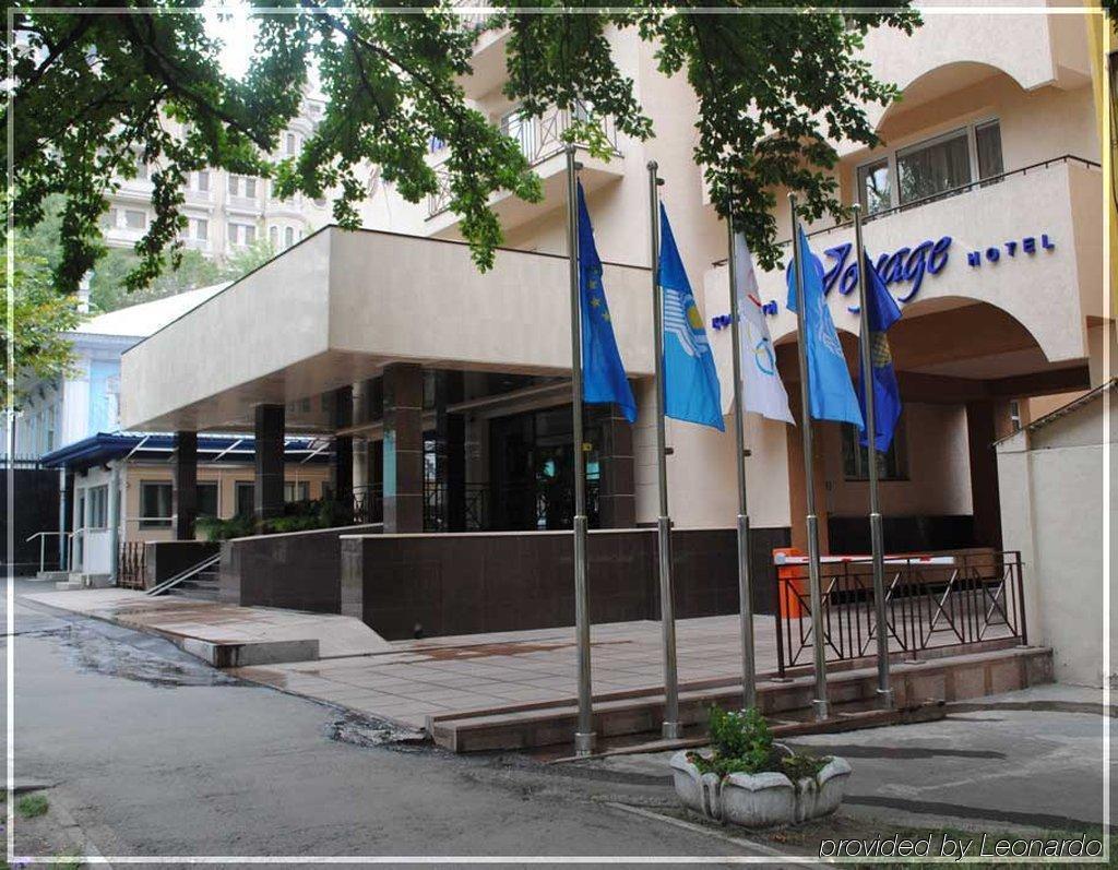 Voyage Hotel Almatý Exterior foto